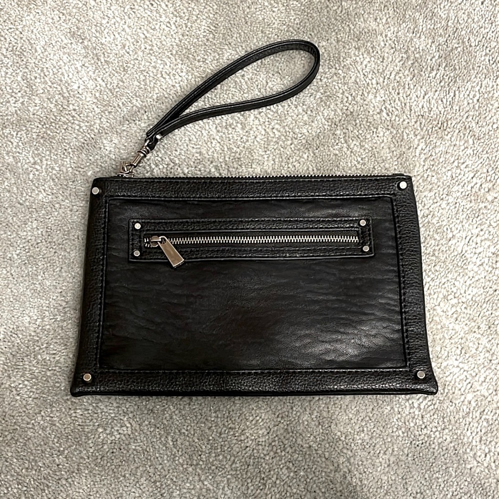 Express zip clutch
